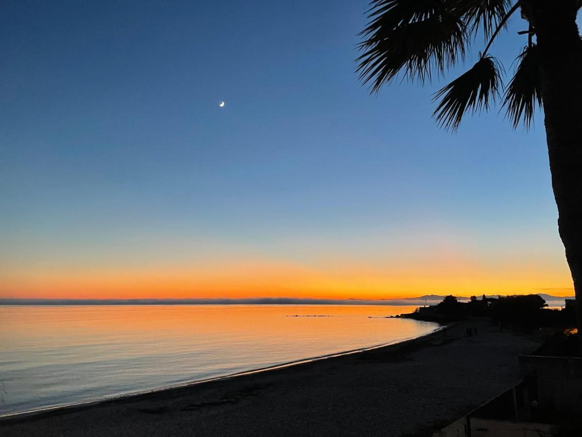 Villa By The Beach Sant'Andrea  Exterior foto